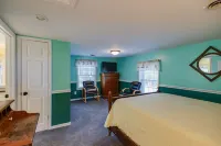 Private Waterfront Retreat with Breathtaking Views. Pet-friendly!