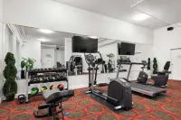 Crown Columbia Hotel, BW Premier Collection Hotel di Trail