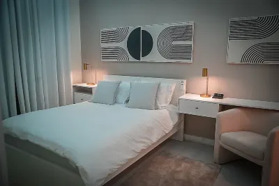 Elegant & Chic Condo Prime Location Run by Owners
