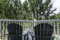 Estate living with all the amenities next to water country USA