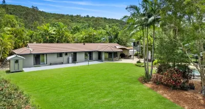 Coolum Country Retreat with Pool and Spa Hotels near Bean Head Cafe