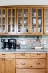 4,100 sf Luxe Log Cabin on the Creek. - 2 Ensuites, Kid Friendly, AC, Slps 18