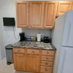 Charming 2-bedroom apartment with AC, WiFi in delightful Oak Park