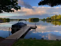 Beautiful 4 Seasons Minocqua Lake House with optional pontoon