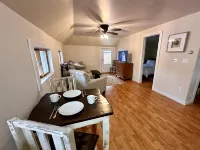 Cozy 1 king bed Apt Minutes to Okemo (Pet Friendly) Hotels in Cavendish