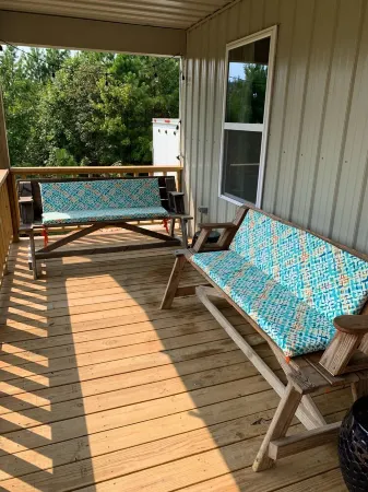 Sweet Little Bee Hive in the Ozarks! Отели в г. Шерман Тауншип