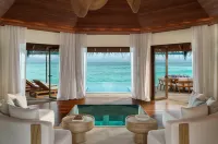 Huvafen Fushi Hotels in Bodu Hithi