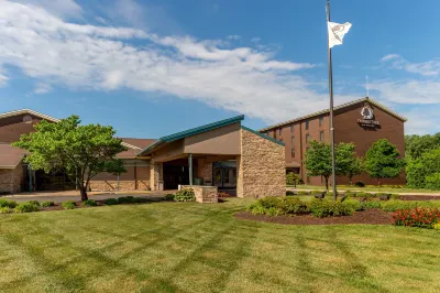 DoubleTree by Hilton Collinsville - St. Louis Hotel a Collinsville