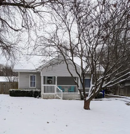 Mainly Yours - Broken Arrow Rose District