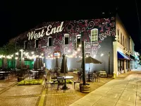 Cozy Industrial 2-KING Bdrm S. Main Street Downtown Condo w/ Foosball Table