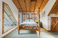 The Summit Haven -Top of Mountain/Pet Friendly/Panoramic Year-Round Views
