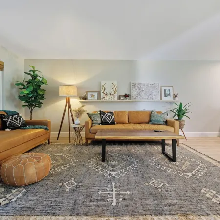 Three Oaks - Perfectly Designed Nature Escape!