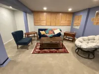 Spacious 1 Bedroom Apt in Alberta / Alameda Neighborhood - 民宿