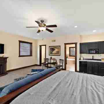 Luxury in the Heart of Nemacolin, the Laurel Mountains Most Idyllic Resort Area. Rooms