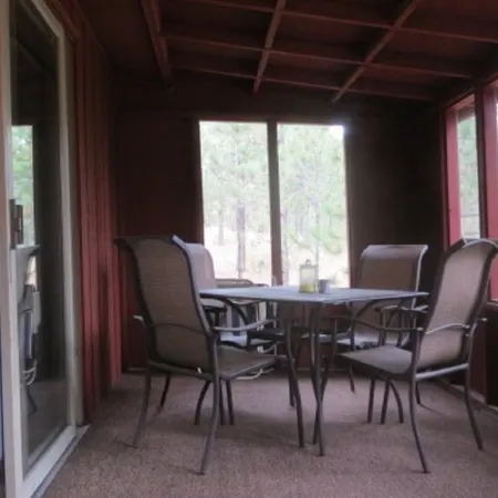 Peaceful Mountain Cabin Near Lake Pactola – Perfect for Families or Couples