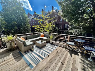 Urban studio in an amazing, central location  호텔