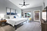 Pool Home only minutes from Downtown Gilbert for the whole crew!