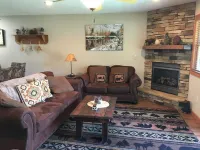 Lake Placid Townhouse, Short Walk to Main Street