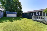 Escape to Onset - Updated cottage close to beaches and boating