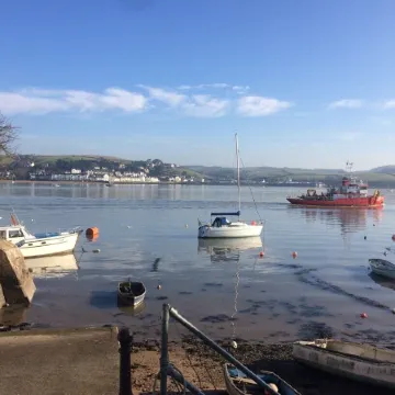 Appledore - Stables - A couples delight! One bed cottage with parking and wifi!