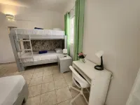 Secure 4-pers apartment close to the beach