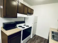 Cozy in A Small Town - 1 bedroom apartment Hotels in Noble County