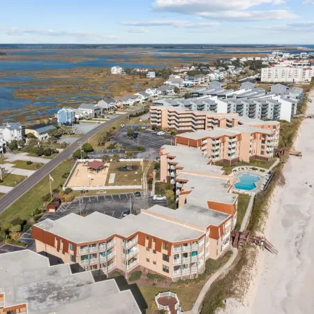 Pelicans Retreat, Oceanfront, Outstanding views, Spacious, Beachfront, Pool, NC