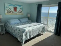 Ocean Front-top floor condo. Listen to the waves crashing!