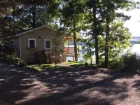 Waneta Lakeside Cottage