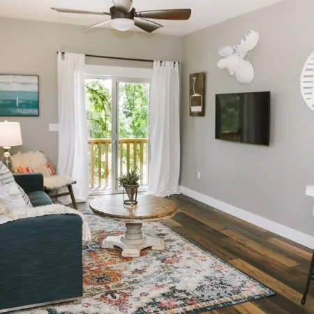 Joanna Gaines would stay here!