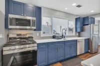 2 King Bedrooms. 2 Blocks to beach. Outdoor Seating Area. 75" TV w/ soundbar Hotels in Seaside Heights