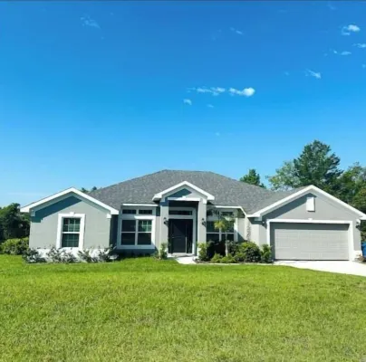 Heated Pool with saltwater system 1.6 mi to Weeki Wachee