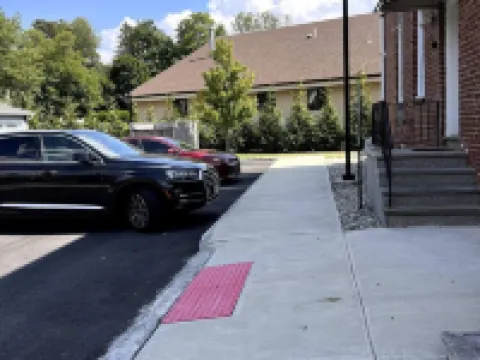 Lovely 1 bedroom apartment 李文斯頓酒店