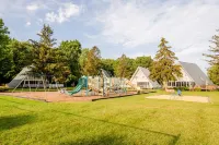 Amazing Lake Michigan Views: Completely Remodeled and Steps from Lake Michigan! Hotels in Stevensville