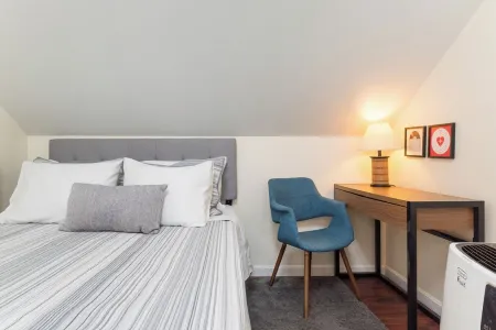 ✨Private Studio w/ Loft Center Historic Carlisle✨