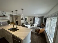 Updated Canyons condo steps from Cabriolet lift - full kitchen, washer/dryer