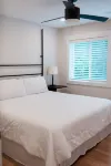 Holston Springs Private Lodge in Knoxville, TN w/ Hot Tub Spa Hotels near Union Baptist Church