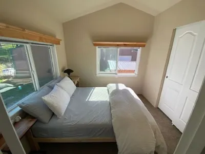 Charming Tiny House on a 22-Acre Farm – Mini Horses, Goats & 15 Mins to CDA!