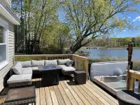 Cozy lake house with hot tub. Enjoy everything the Berkshires have to offer!