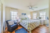 Comfy Cape Home: Close to Mayflower Beach, golf course, and Downtown