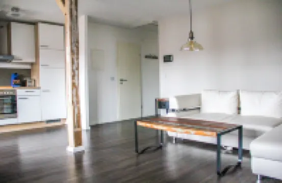 EXCLUSIVE 2 BR. Top floor apartment in a great location!