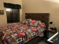 1 bedroom + loft bedroom just off Giant Steps lift