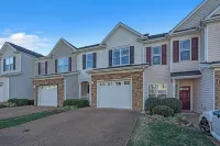 Cozy Retreat Near Downtown RAL