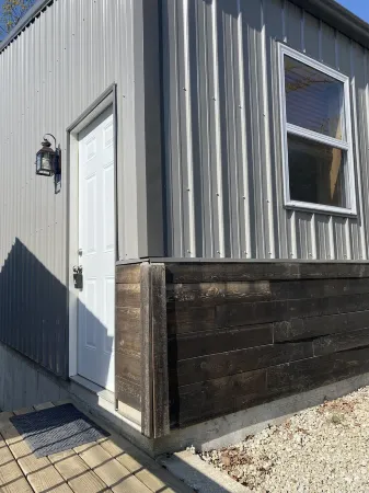 Water front Lake of the Ozarks Studio Apartment