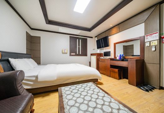 호텔 문의 깔끔한 로비 이미지