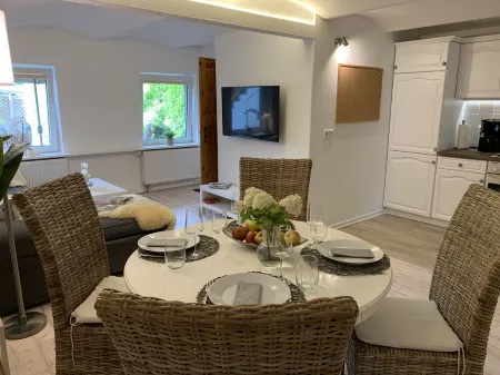 Charmante Ferienwohnung Zwischen den Meeren Отели в г. Трайа