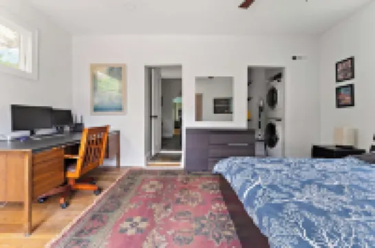 Victorian With An Amazing Location, Incredible Yard With Private outdoor Hot tub