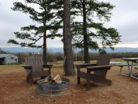 Fish Cabin at Mountain View Retreat Hotels in Latimer County