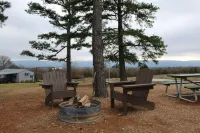 Fish Cabin at Mountain View Retreat