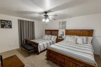 Sunset Mesa Hideaway-Lake Powell Views, Game Room & 3 Decks-Near Antelope Canyon